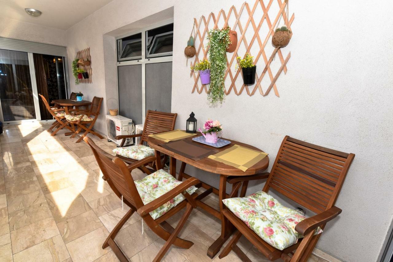 Marilyn Apartment บุดวา ภายนอก รูปภาพ