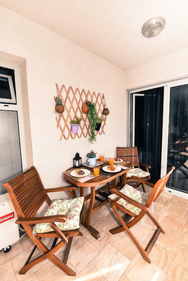 Marilyn Apartment บุดวา ภายนอก รูปภาพ